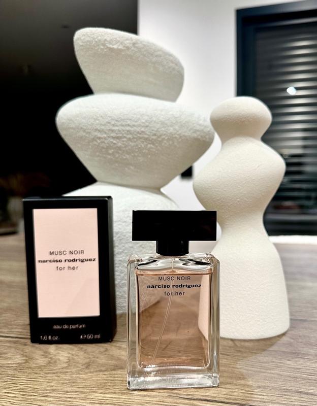 narciso rodriguez for her MUSC NOIR Eau de Parfum pour femme