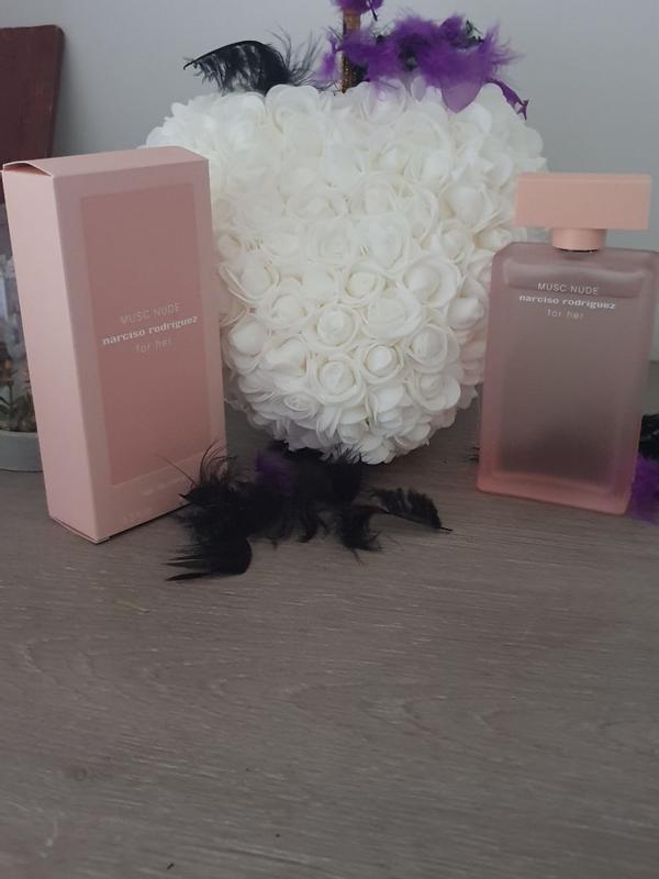 Narciso Rodriguez for Her Musc Nude Eau de Parfum 50ml | LOOKFANTASTIC