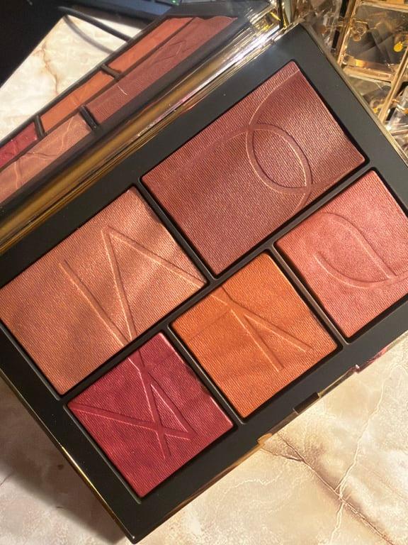 Review Thumbnail Image 0 376971827