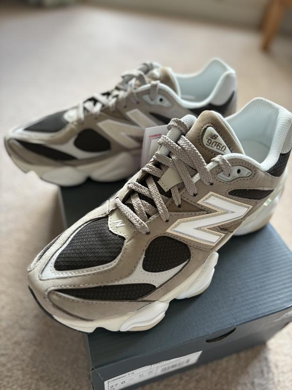 正規品　ニューバランス　9060 U9060CTA New Balance Unisex 9060 Arid Stone U9060CTA (Solestop.com)