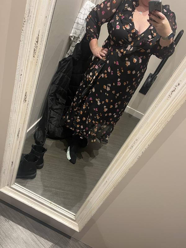 black floral midi dress new look Black Floral Satin Short Puff Sleeve Midi Dress