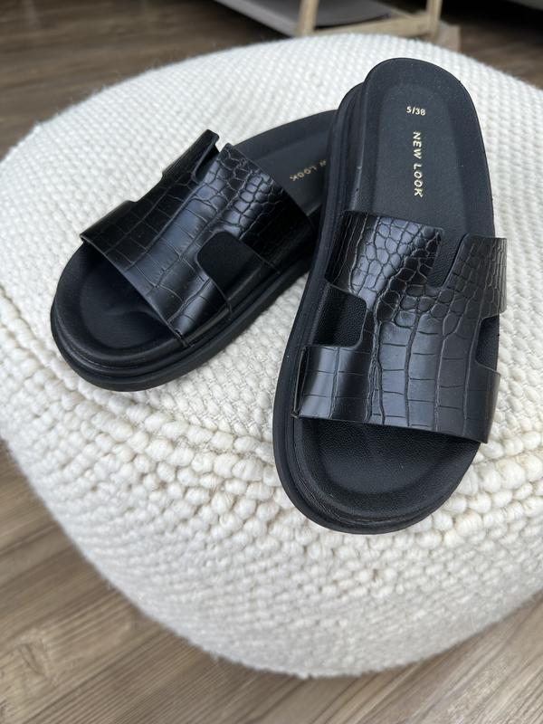 Black croc online sliders