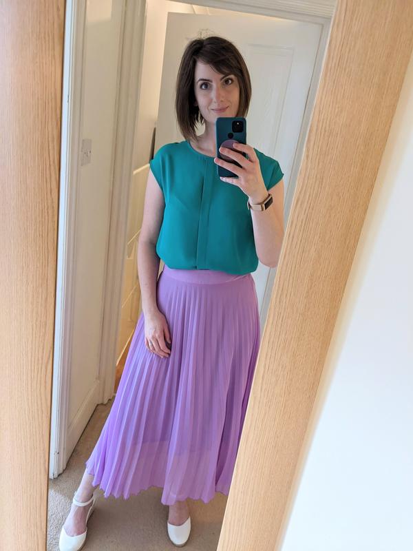 Lilac pleated outlet skirt