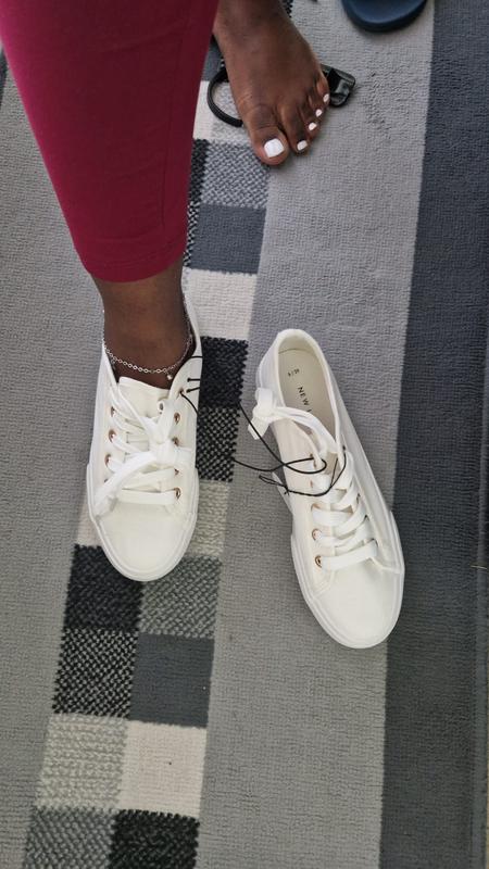 White clearance canvas flatforms