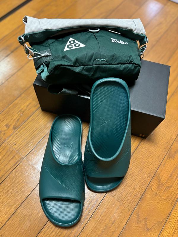 NIKE ACG AYSEN WAISTPACK VINTAGE GREEN/LT IRON ORE/WHITE