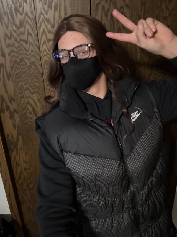 Review Thumbnail Image 0 231031347