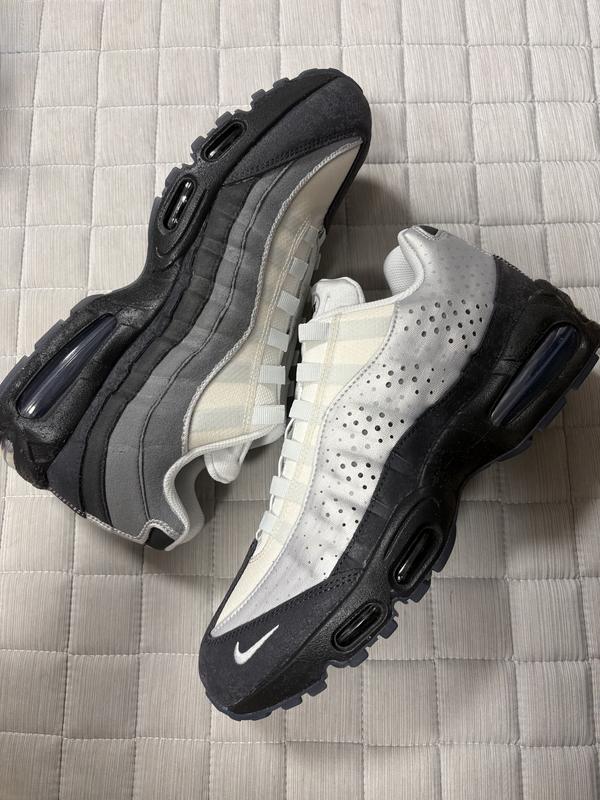 NIKE AIR MAX 95 BIG BUBBLE SE PHOTON DUST/METALLIC SILVER（ナイキ