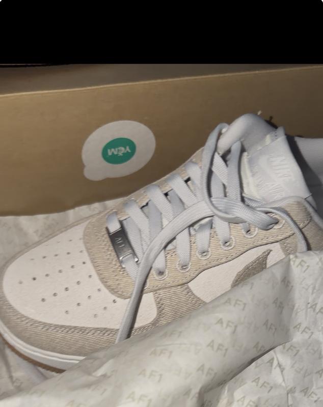 スニーカーAF1 Nike Air Force 1 '07 XX Kadın Sneaker Yıldız perçinli beyaz