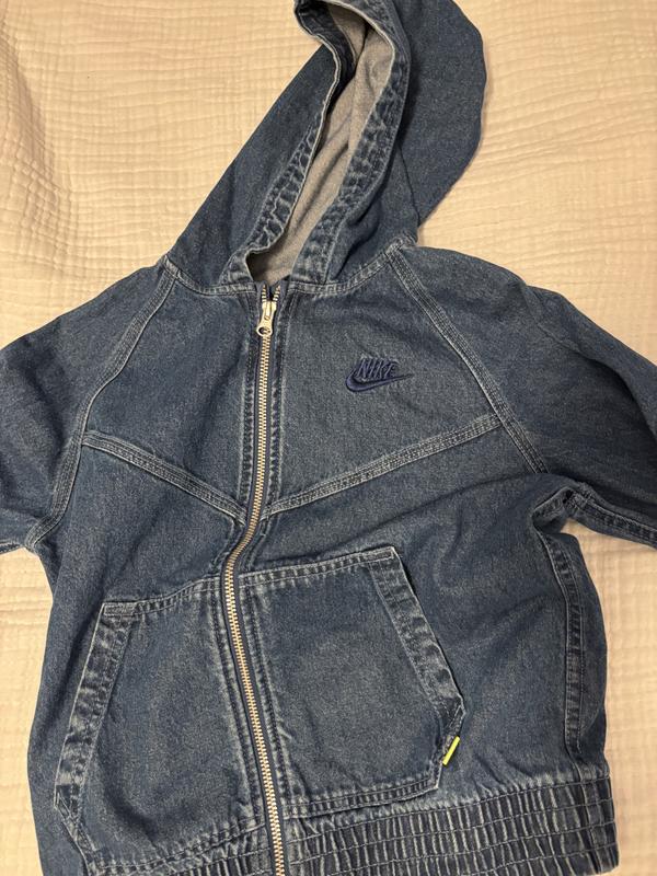 Customer photo for "Real denim that my daughter loves"