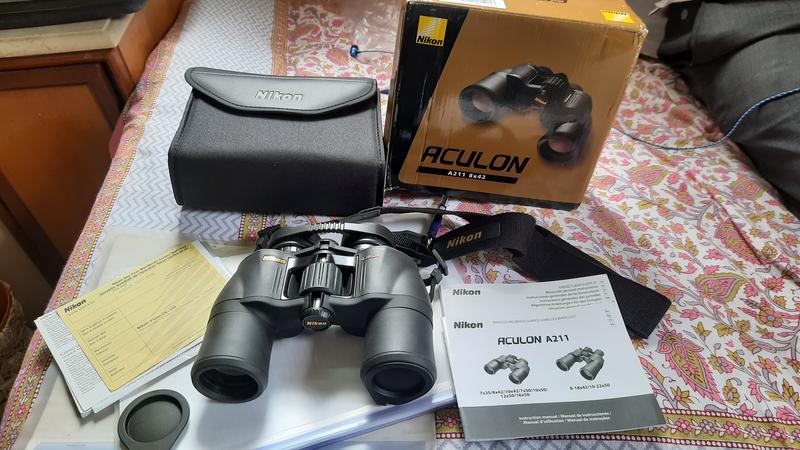 Nikon aculon hot sale a211 8x42