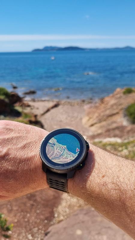 Suunto Vertical : une montre GPS outdoor à l'autonomie imbattable