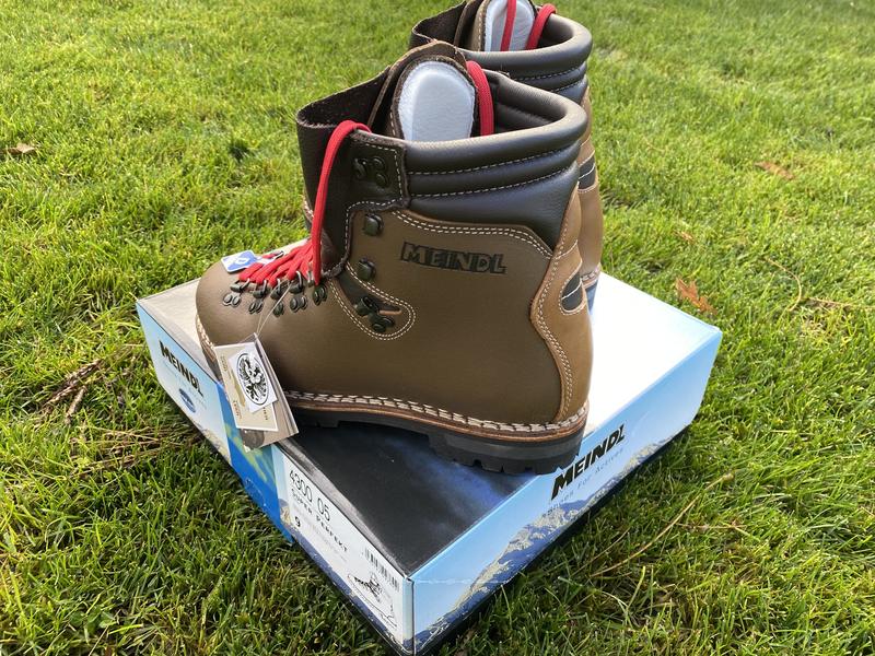 Meindl Super Perfekt Nature Chaussures alpinisme Snowleader