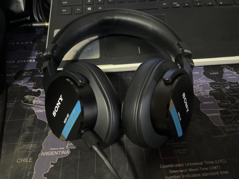 〈新品同様〉SONY MDR-M1 Amazon.co.jp: Sony MDR-M1 Professional Reference Closed Monitor