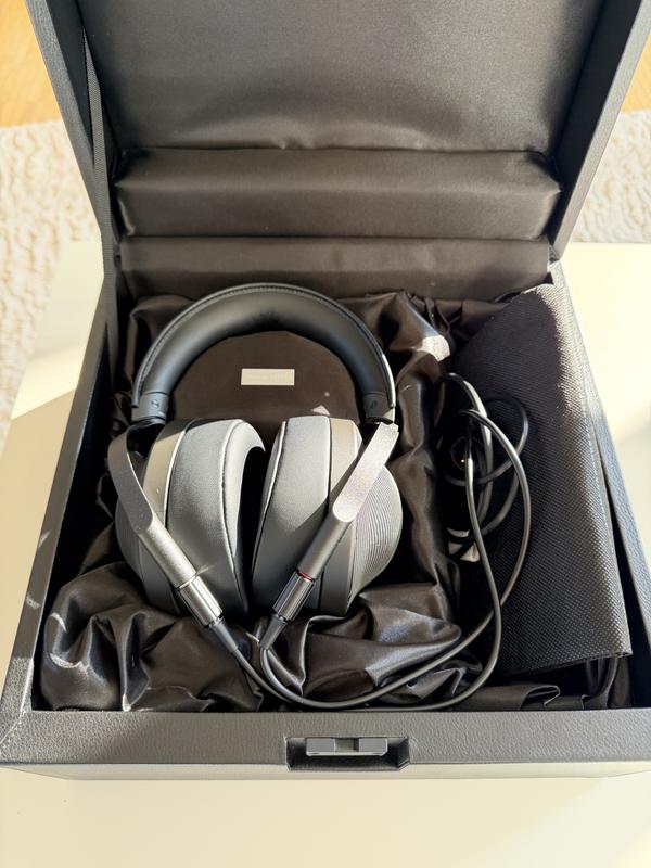 Over-Ear Stereo Premium Kopfhörer | MDR-Z1R | Sony Switzerland