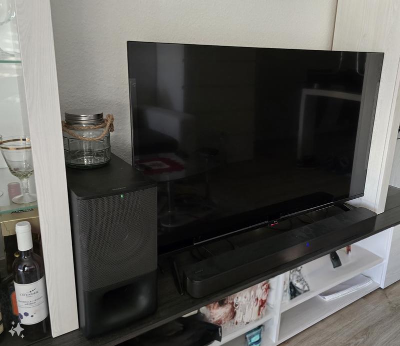 2.1ch Soundbar with powerful wireless subwoofer and BLUETOOTH