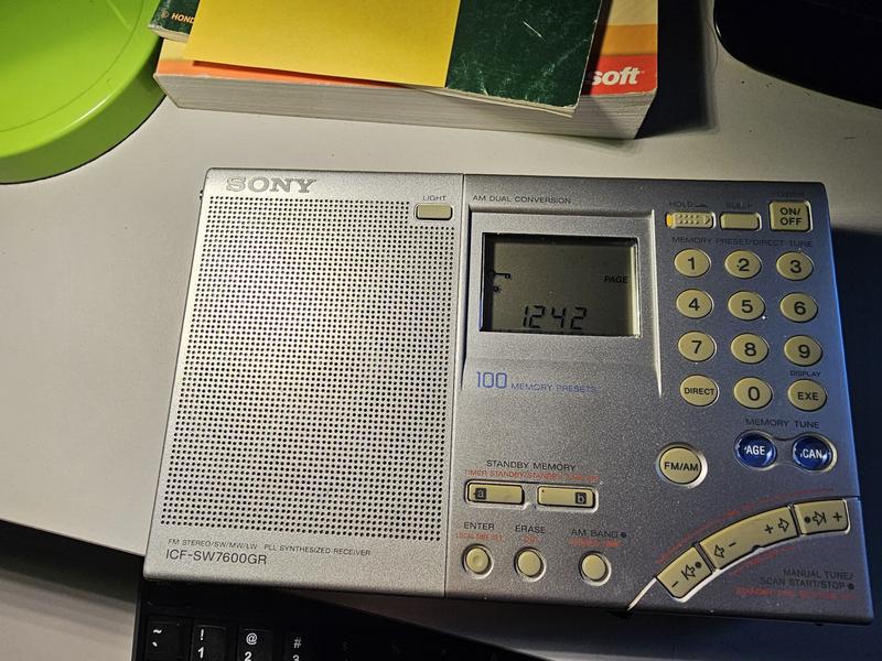 Draagbare radio met speaker | ICF-SW7600GR | Sony Netherlands