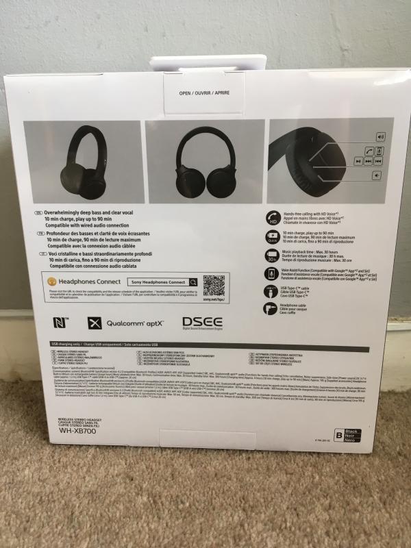 Wireless On Ear Extra Bass Headphones With Microphone