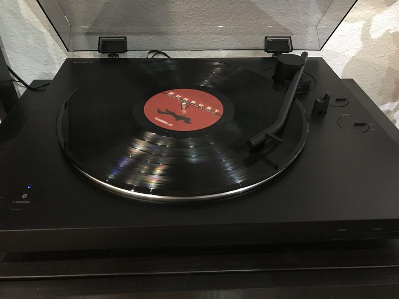 Sony PS-LX310BT – Tocadiscos de transmisión por correa reproductor de  discos de vinilo inalámbrico totalmente automático y STRDH590 de 5.2  canales – Yaxa Colombia