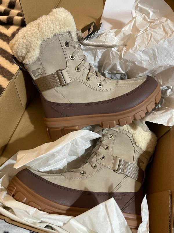 Customer photo for "Cute and Sturdy, but hard to break in."