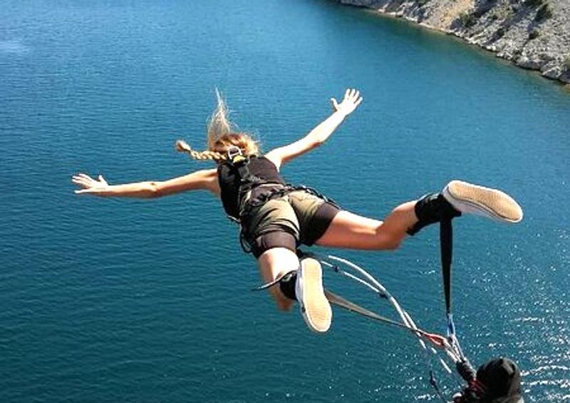 Review Thumbnail Image 0 369478747