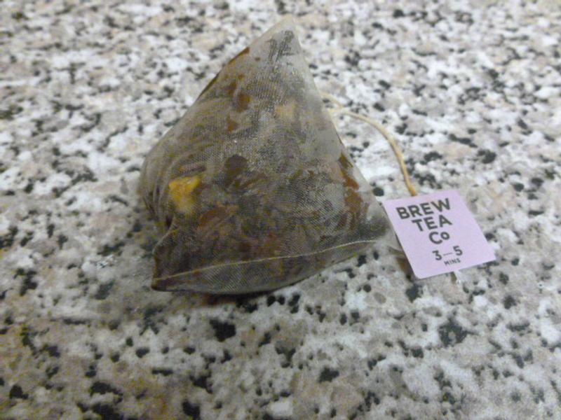 Leaves etc can be seen in the tea bag
