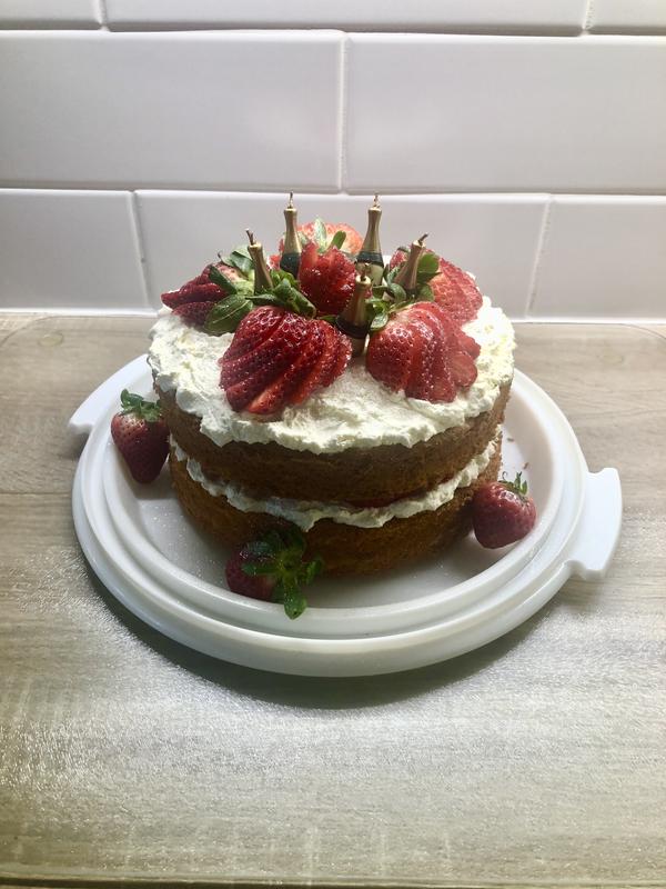 Vanilla with fresh cream and strawberries 😋