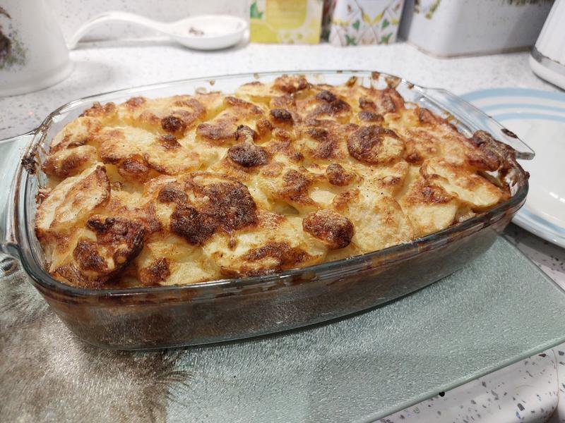 Beef pie with parsnip topping
