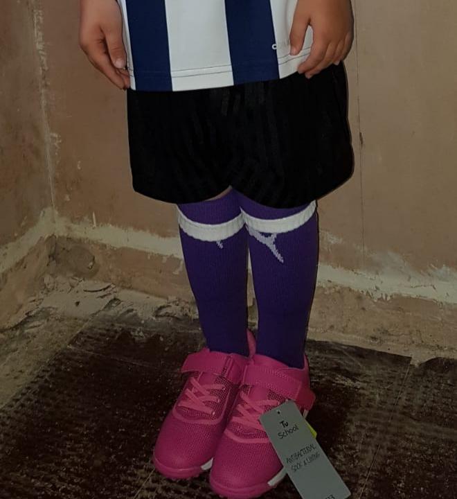 infants astro turf trainers