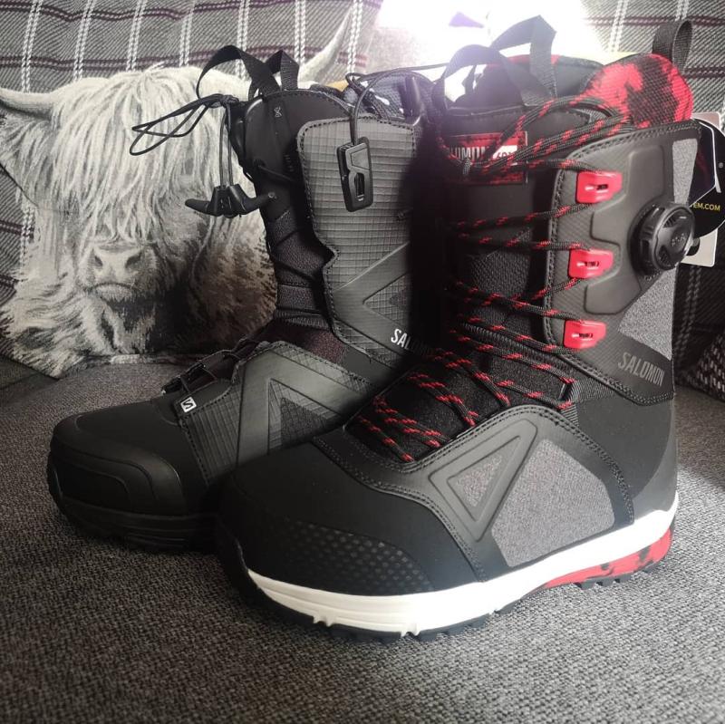 salomon insulated hiking boots