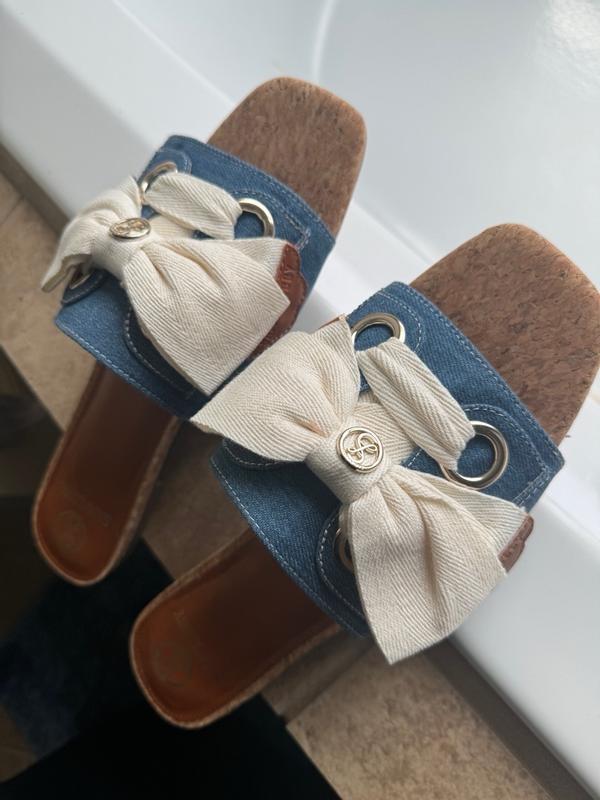 Review Thumbnail Image 1 275864677