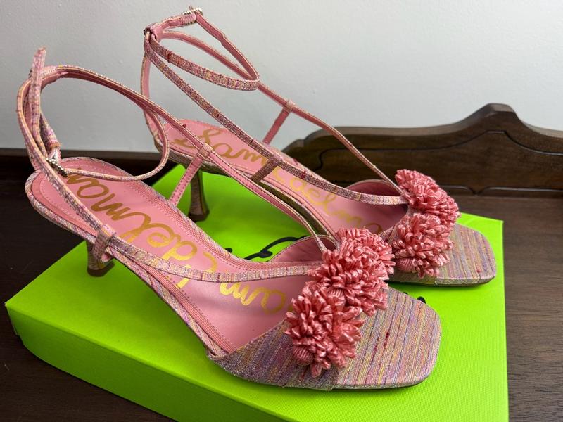 Review Thumbnail Image 1 348304687