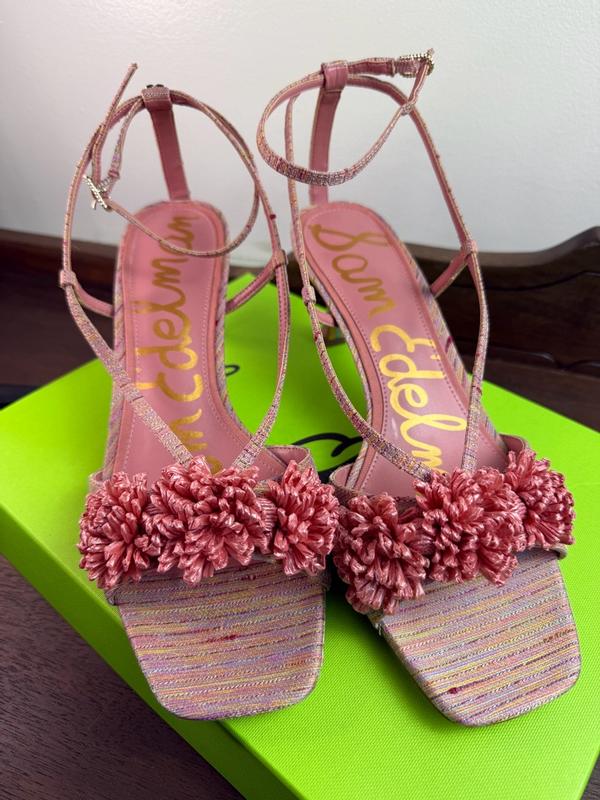 Review Thumbnail Image 0 348304687