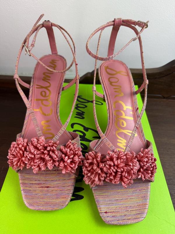 Review Thumbnail Image 2 348304687