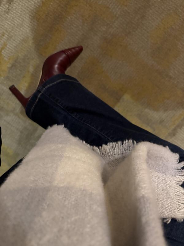 Review Thumbnail Image 1 337734663