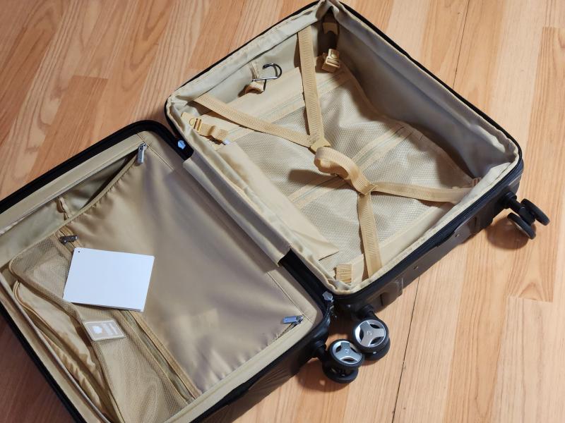 エナウ スピナー69 エキスパンダブル ラテ ｜スーツケース、キャリー