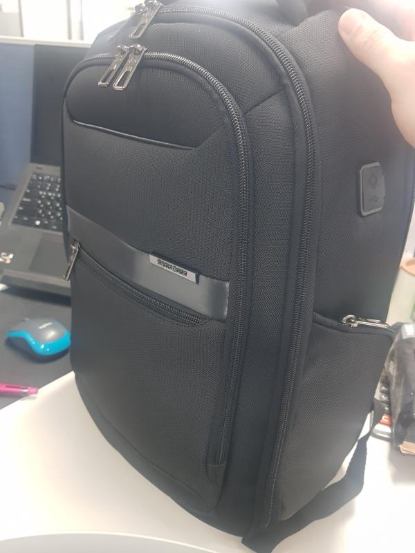 【美品•サムソナイト】Vectura Evo Laptop Backpack Amazon.com: Samsonite Vectura Evo Laptop Backpacks, blue, Mochila