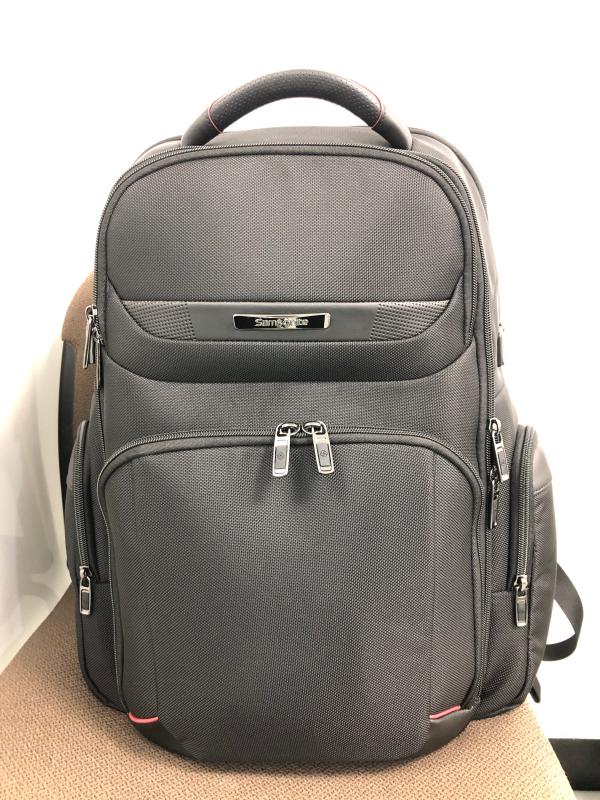 rさま専用 プロデラックス 6 バックパック 17.3 3V エキスパンダブル ブラック