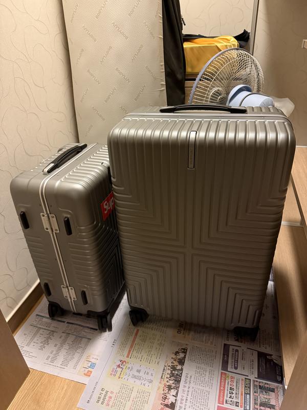 インターセクト スピナー55 ネイビー｜サムソナイト(Samsonite)公式