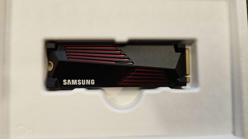 990 PRO with Heatsink NVMe M.2 SSD MZ-V9P1T0CW | Samsung Singapore