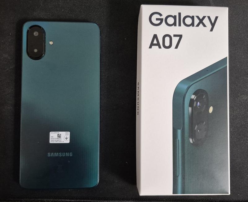 Смартфон Samsung Galaxy A07 4/128 ГБ Чорний (SM-A075FZKGSEK