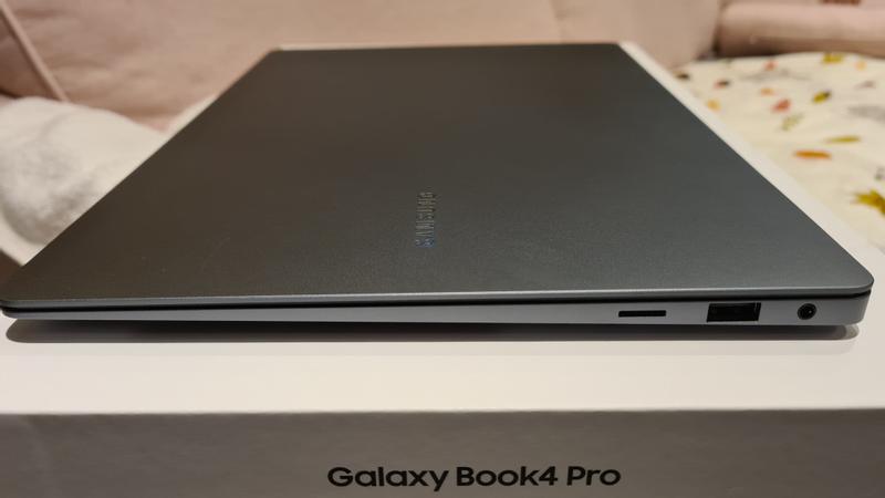 Galaxy Book4 Ultra 16