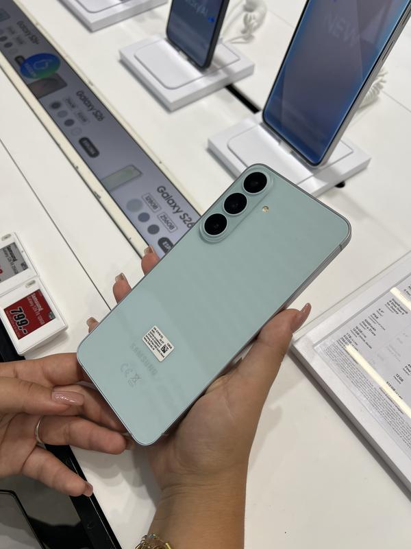 Galaxy S26 FE: Progettato per la Perfezione 256GB