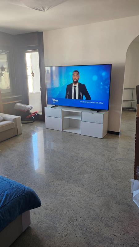Crystal UHD 4K 85" DU7170 TV 2024 Nero