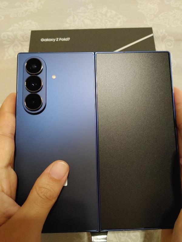 Specifiche | Samsung Galaxy Z Fold 7 | Samsung IT | Samsung IT 12GB Blu 512GB