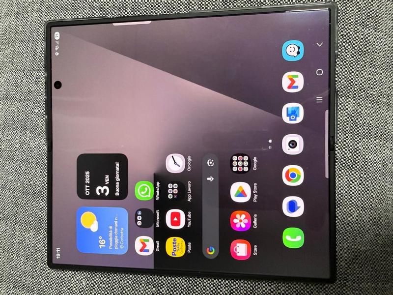 Specifiche | Samsung Galaxy Z Fold 7 | Samsung IT | Samsung IT 12GB Blu 512GB