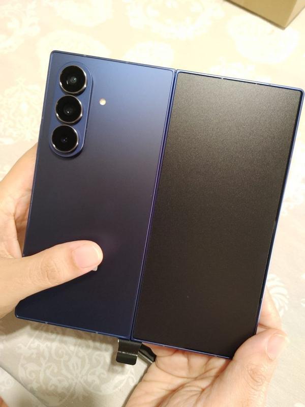 Specifiche | Samsung Galaxy Z Fold 7 | Samsung IT | Samsung IT 12GB Blu 512GB