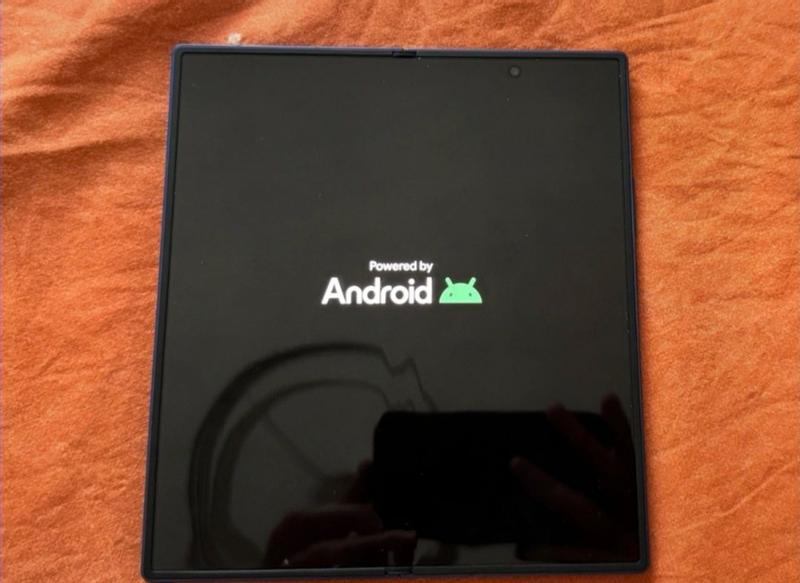 Specifiche | Samsung Galaxy Z Fold 7 | Samsung IT | Samsung IT 12GB Blu 512GB