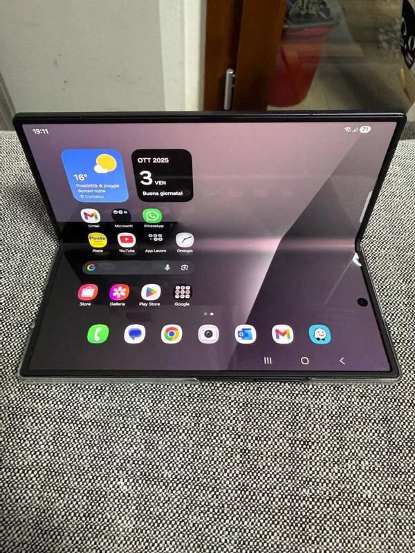 Specifiche | Samsung Galaxy Z Fold 7 | Samsung IT | Samsung IT 12GB Blu 512GB