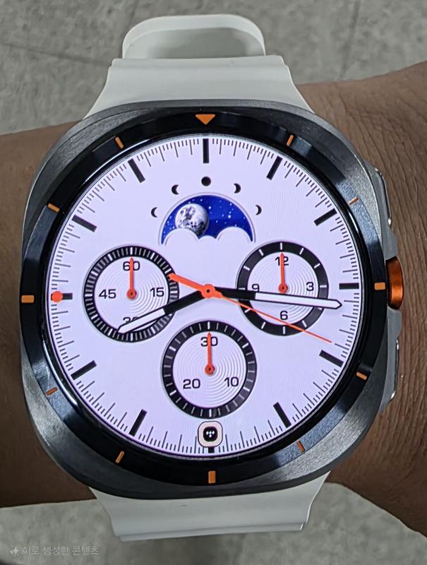 Samsung Galaxy Watch Ultra（2025）LTE, 47mm チタニウムホワイト を