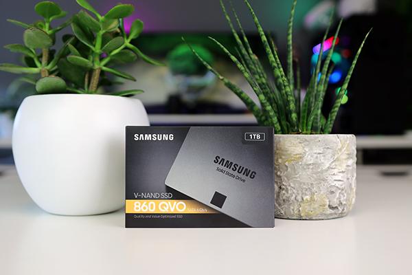 SSD накопичувач Samsung 860 QVO 1TB SATA III 2.5